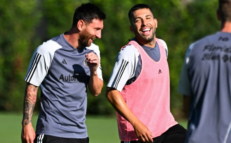 Bạn th&acirc;n Messi: 