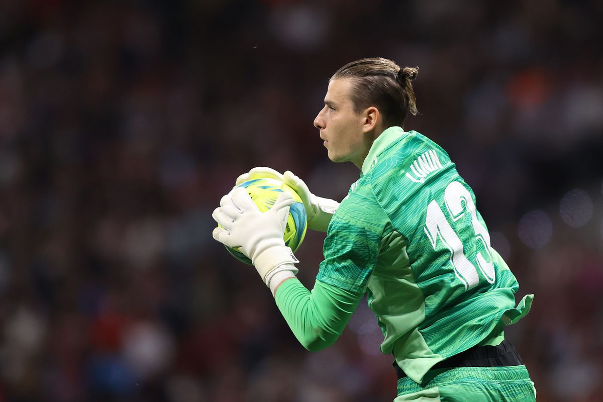 Courtois nghỉ hết m&ugrave;a, Ancelotti chốt phương &aacute;n thay thủ m&ocirc;n - Ảnh 2