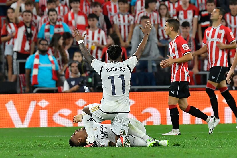 Ch&iacute;nh thức! Trụ cột thứ 2 của Real 