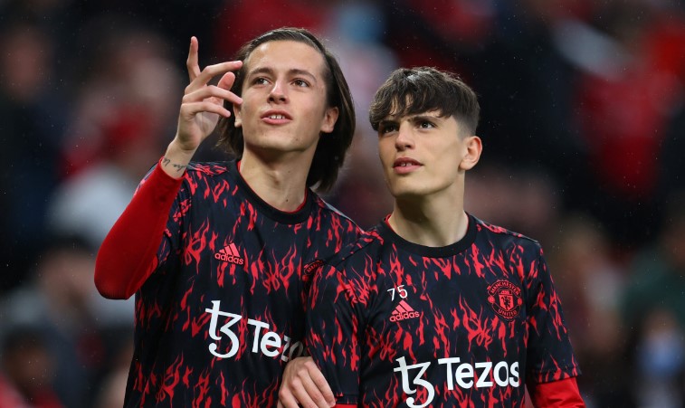 'B&aacute;u vật' của M.U được h&agrave;ng loạt &ocirc;ng lớn 'săn đ&oacute;n' tr&ecirc;n TTCN - Ảnh 2