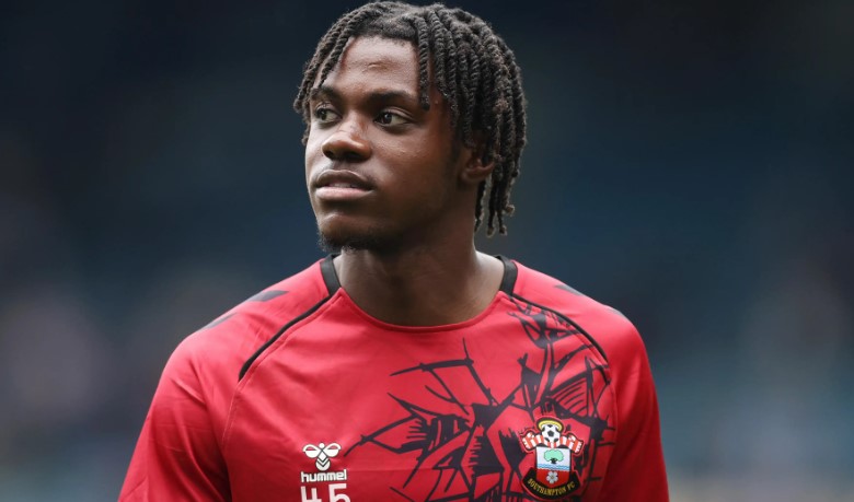 Here we go! Chelsea ch&iacute;nh thức c&oacute; 