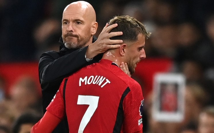 T&acirc;n binh nghỉ d&agrave;i hạn, M.U đưa về người từng bị 