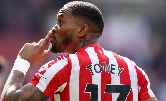 Thiếu tiền đạo, Arsenal tỏ tình với kẻ thích trò chơi