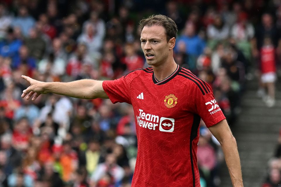 Ngỡ ng&agrave;ng với thương vụ 