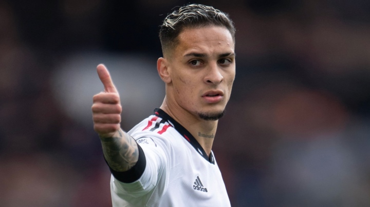 Man United nhanh ch&oacute;ng ra quyết định với 