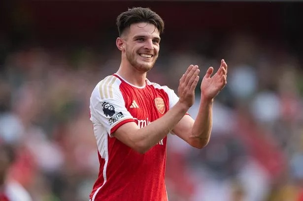 Sau Gundogan, Arsenal lại nhận thêm