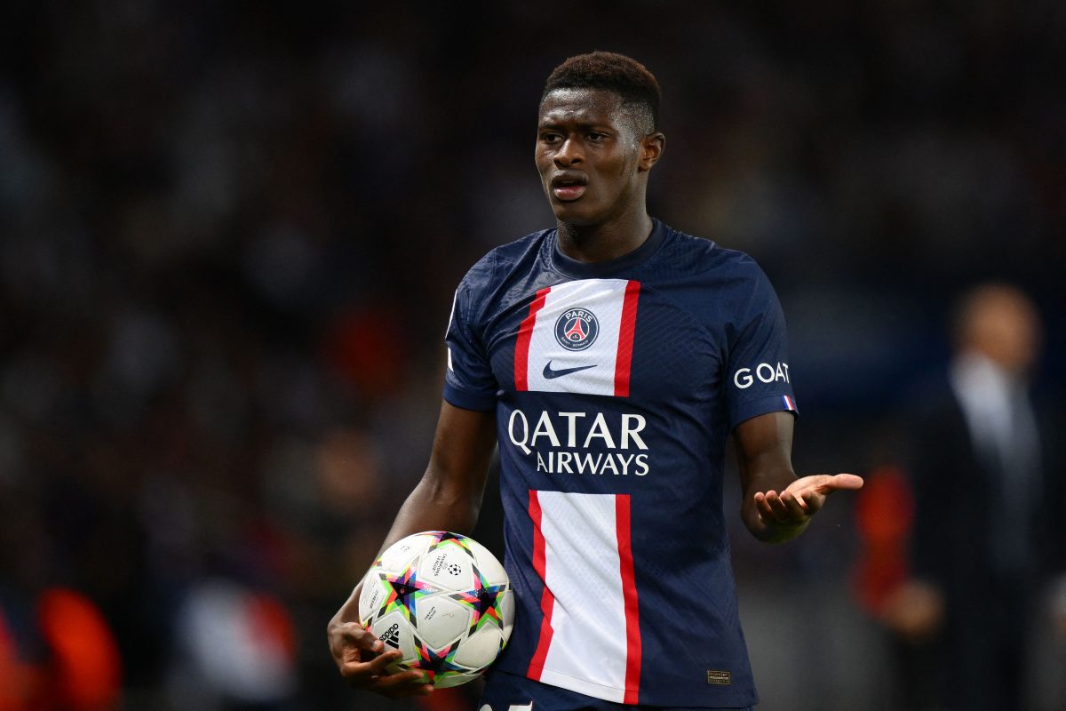 Tr&ecirc;u chọc PSG, Real Madrid lại x&uacute;c tiến vụ 