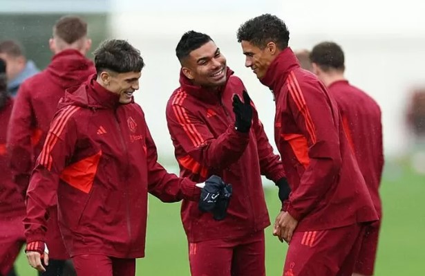 Erik ten Hag n&ecirc;u ra 4 yếu tố để M.U c&oacute; thể đ&aacute;nh bại Bayern - Ảnh 2