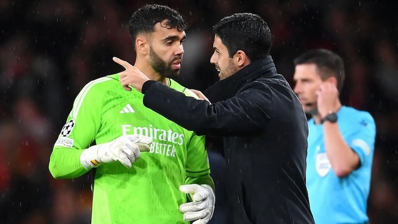 'Mọi người đều đồng &yacute;, cậu ấy chỉ l&agrave; lựa chọn thứ 2 của Arsenal