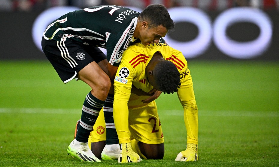 Fan M.U phấn khích với 2 hành động