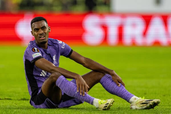 Gravenberch h&eacute; lộ 