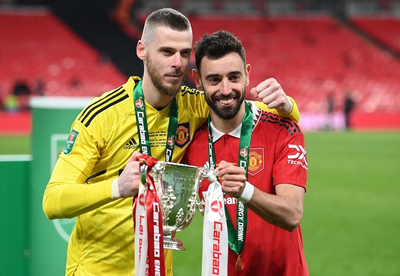 Ph&ograve;ng thay đồ Man United 