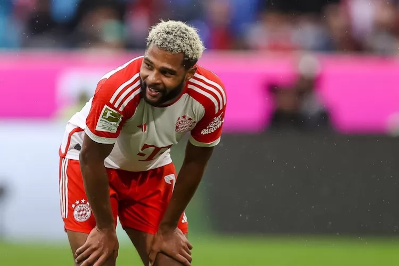 Man United chốt 50 củ đón