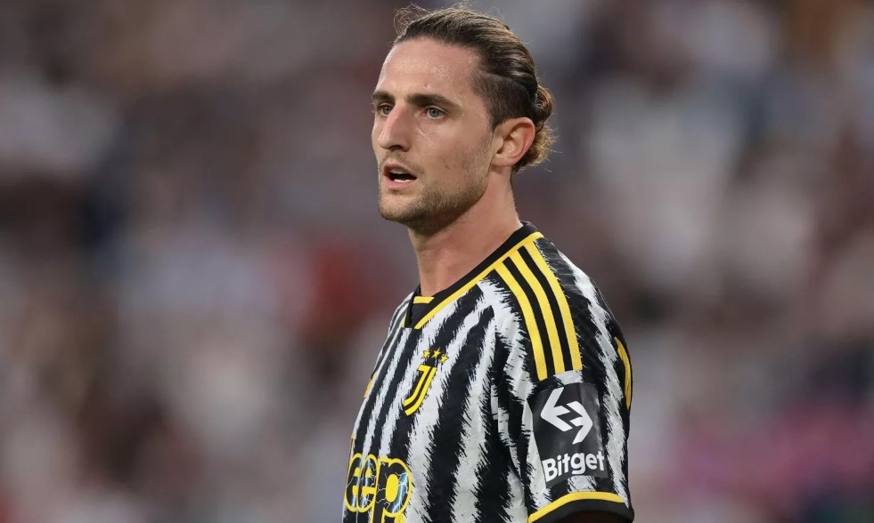 Eriksen hết thời, McTominay hết cứu, M.U quay xe chốt 