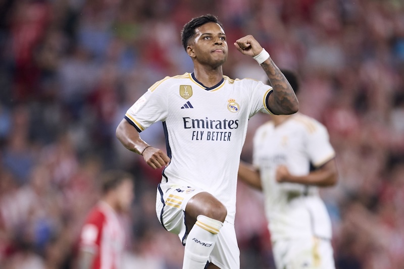 100 củ trao tay, Liverpool đón