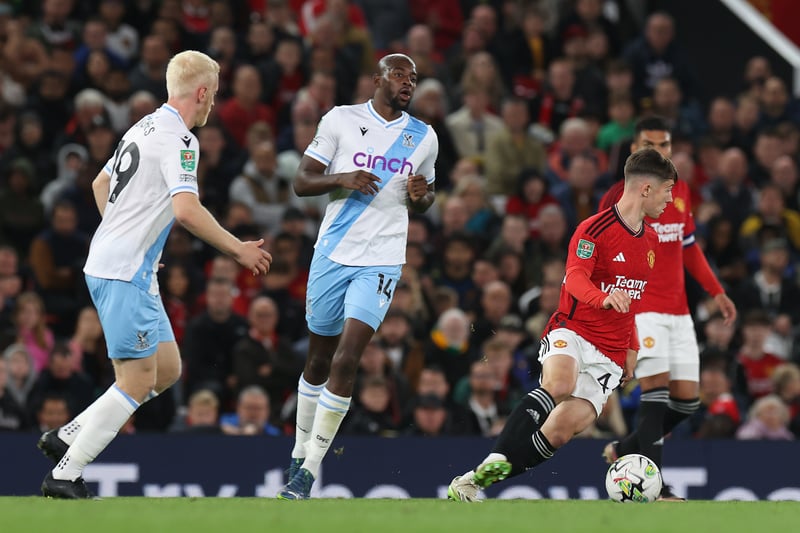 Chuyền bóng 93%, 1 key pass,