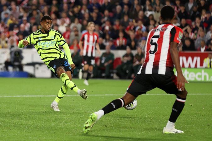 3 phương &aacute;n B của Arsenal thay 