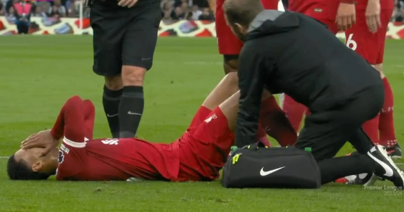 Trọng t&agrave;i ch&egrave;n &eacute;p, Liverpool lại mất th&ecirc;m trụ cột sau trận Tottenham - Ảnh 2