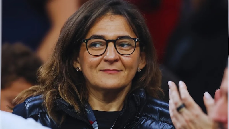 Đắng! Mbappe sa thải ch&iacute;nh 