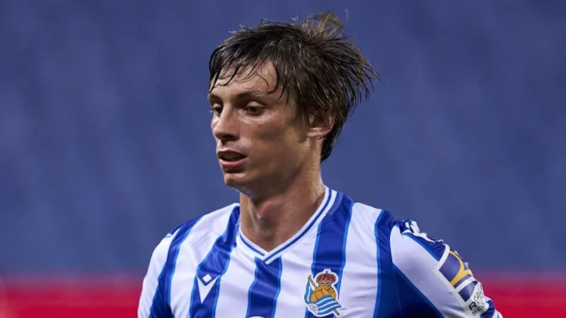 Real Madrid chi&ecirc;u mộ 