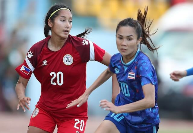 Đ&aacute; 3 trận to&agrave;n thua, Th&aacute;i Lan vỡ mộng Olympic  - Ảnh 1