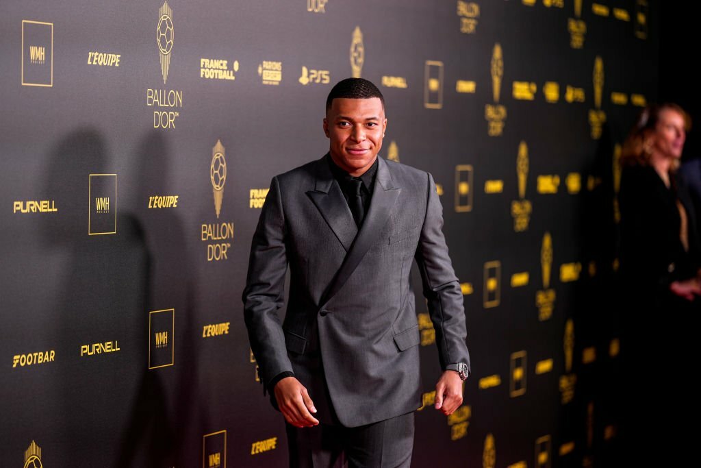 Vụ Mbappe sang Real Madrid sắp c&oacute; biến cố lớn v&agrave;o th&aacute;ng 1/2024 - Ảnh 1