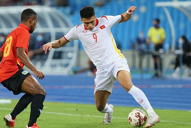 V&otilde; Nguy&ecirc;n Ho&agrave;ng: 'T&ocirc;i học theo Tuấn Hải v&agrave; Tiến Linh' - Ảnh 1