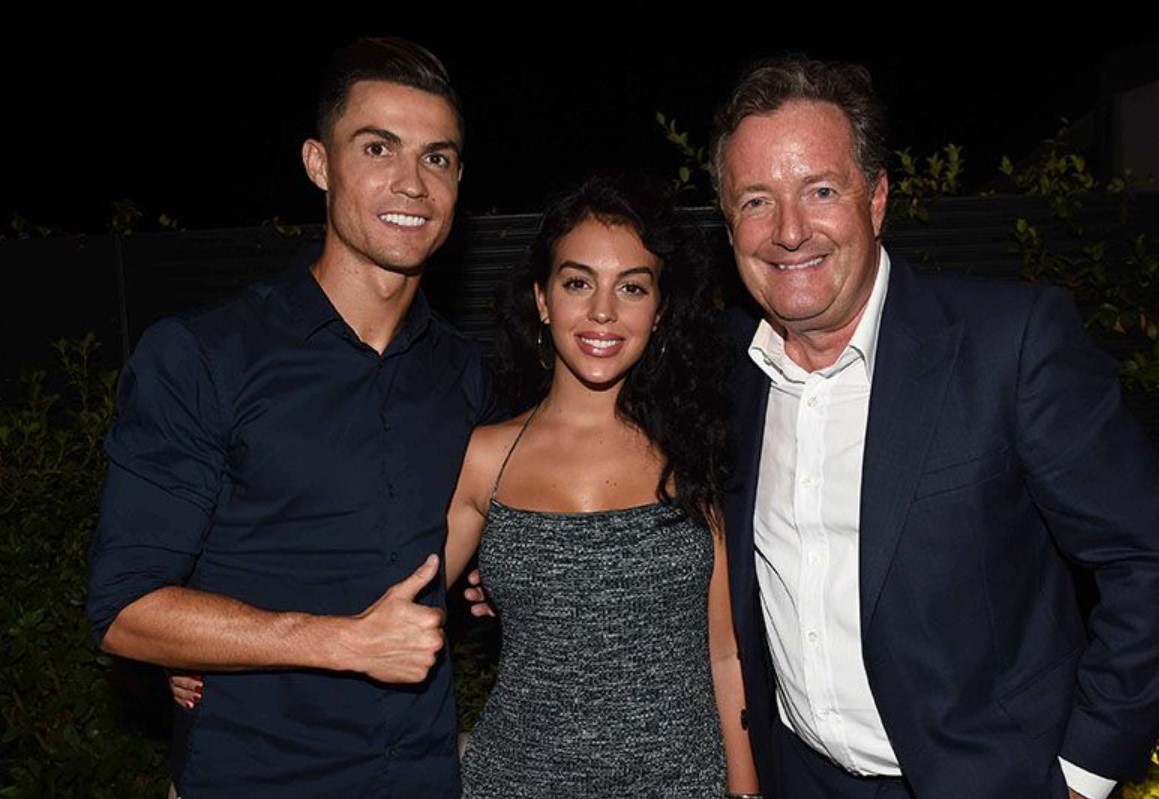 Bạn th&acirc;n Ronaldo chế giễu Ten Hag - Ảnh 1