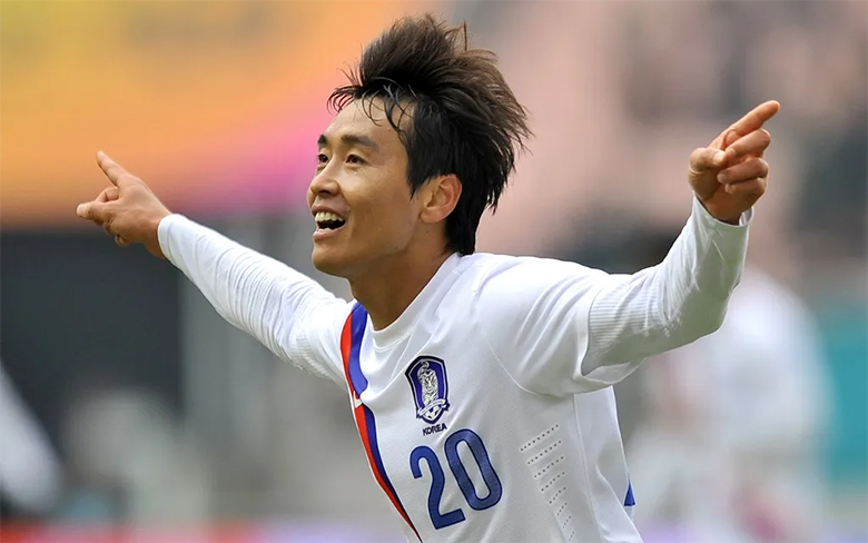 C&aacute;c cầu thủ ghi b&agrave;n nhiều nhất lịch sử Asian Cup: Ali Daei v&ocirc; đối - Ảnh 1