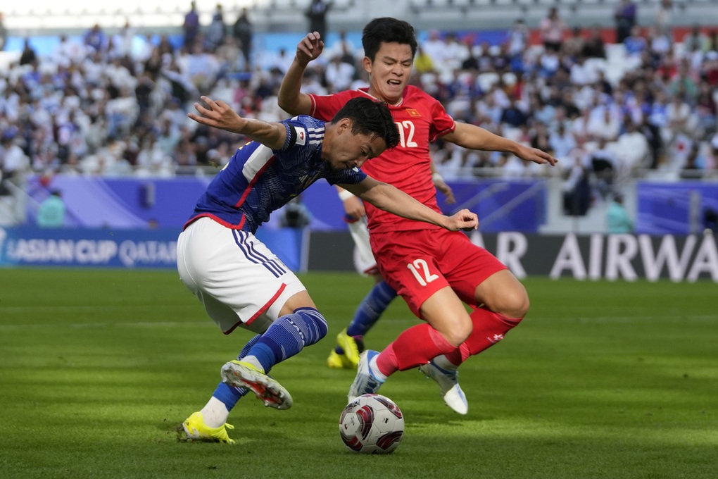 HLV Troussier: &ldquo;Đội tuyển Việt Nam c&oacute; thể gi&agrave;nh v&eacute; đi tiếp&rdquo; - Ảnh 2