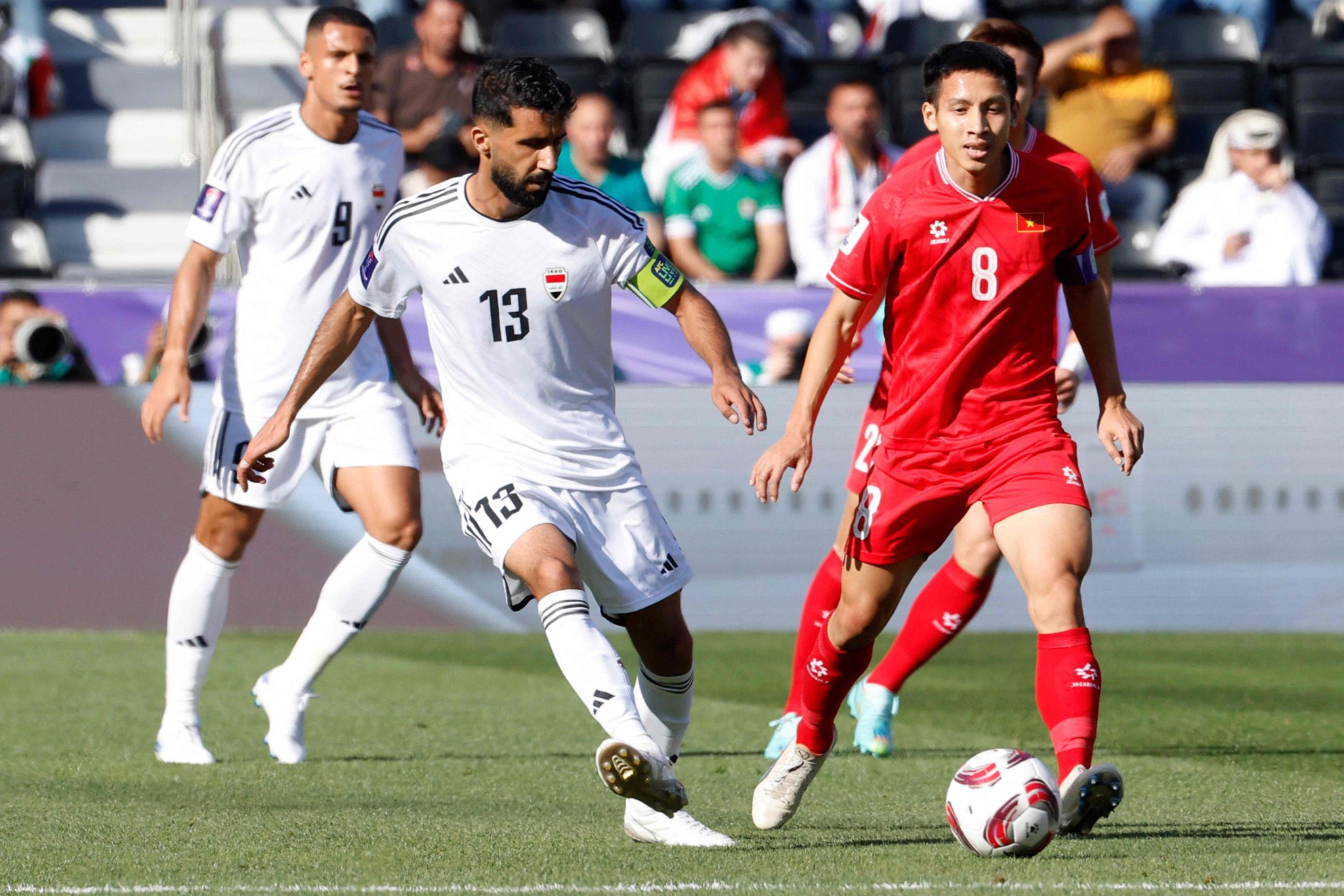 ĐT Việt Nam được cảm ơn v&igrave; 'chỉ ra cho h&agrave;ng thủ Iraq những sai lầm' - Ảnh 1