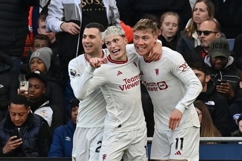 Ghi b&agrave;n như m&aacute;y, Hojlund lập kỷ lục ở Ngoại hạng Anh - Ảnh 1