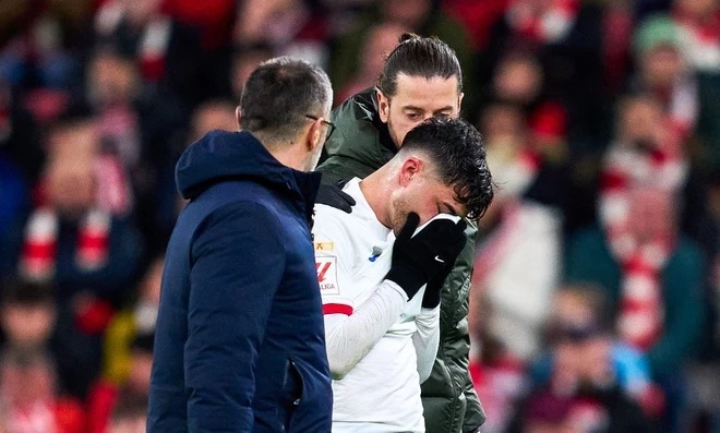 2 trụ cột tuyến giữa đồng thời b&aacute;o tin dữ, Barca như ngồi tr&ecirc;n đống lửa - Ảnh 1