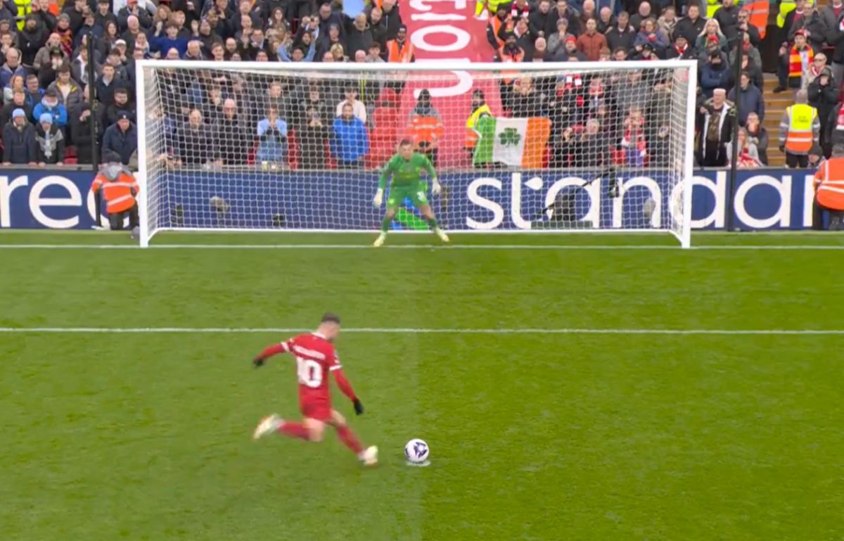 5 điểm nhấn Liverpool 1-1 Man City: Chi&ecirc;u mới của Pep; Ngư &ocirc;ng đắc lợi - Ảnh 4