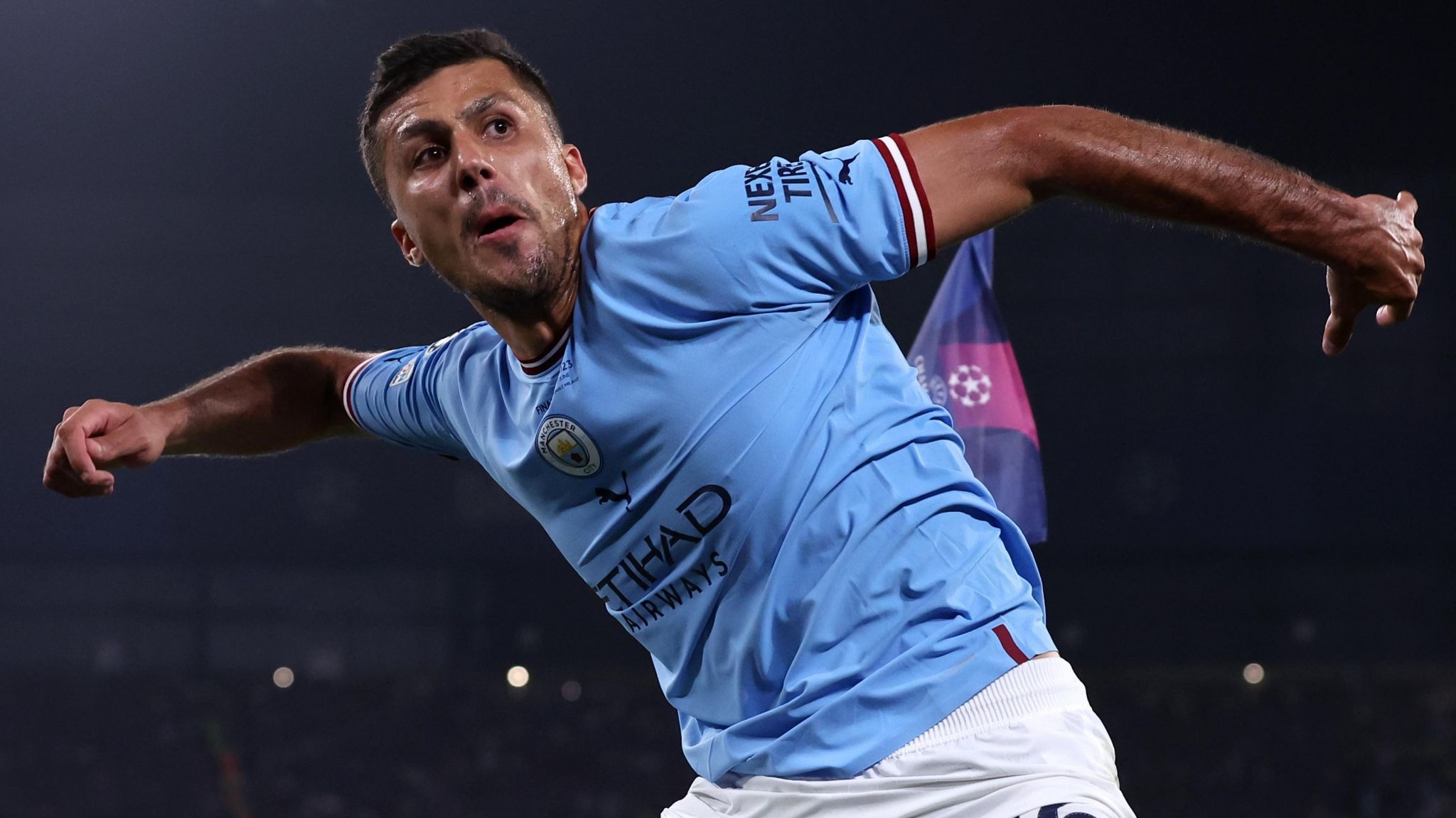 &lsquo;Thần hộ mệnh&rsquo; Rodri của Man City thừa nhận mệt mỏi, muốn nghỉ ngơi - Ảnh 1