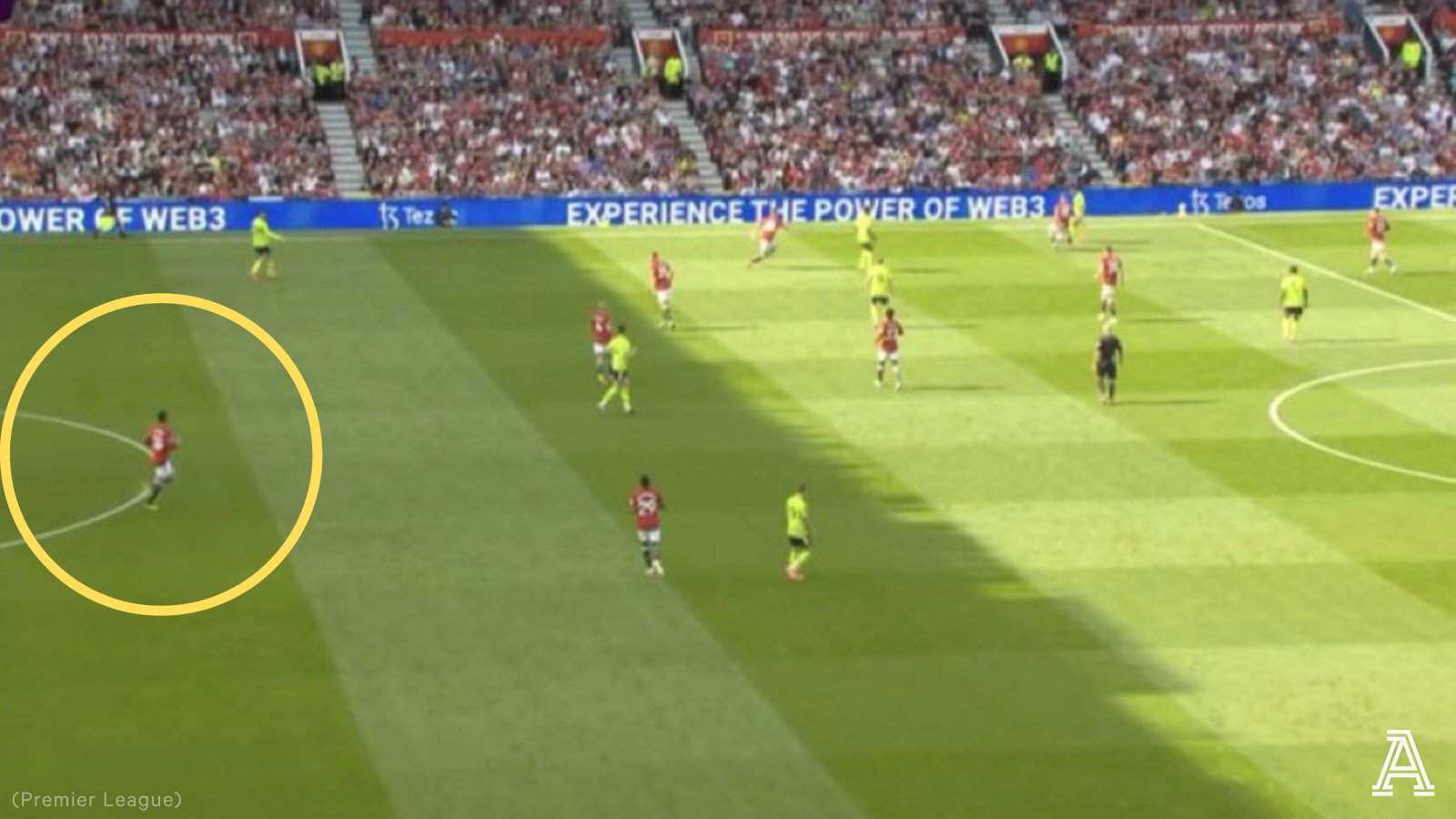 C&aacute;c huyền thoại MU &lsquo;tr&uacute;t giận&rsquo; l&ecirc;n Casemiro - Ảnh 1