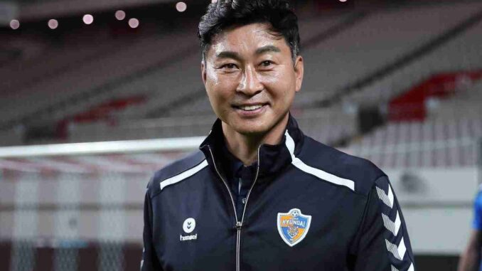 Loại HLV Park Hang Seo, H&agrave;n Quốc chọn người từng hụt ghế HLV tuyển Việt Nam - Ảnh 1