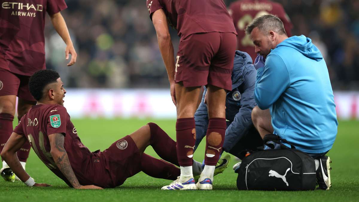 Man City trả gi&aacute; đắt sau trận thua Tottenham - Ảnh 1