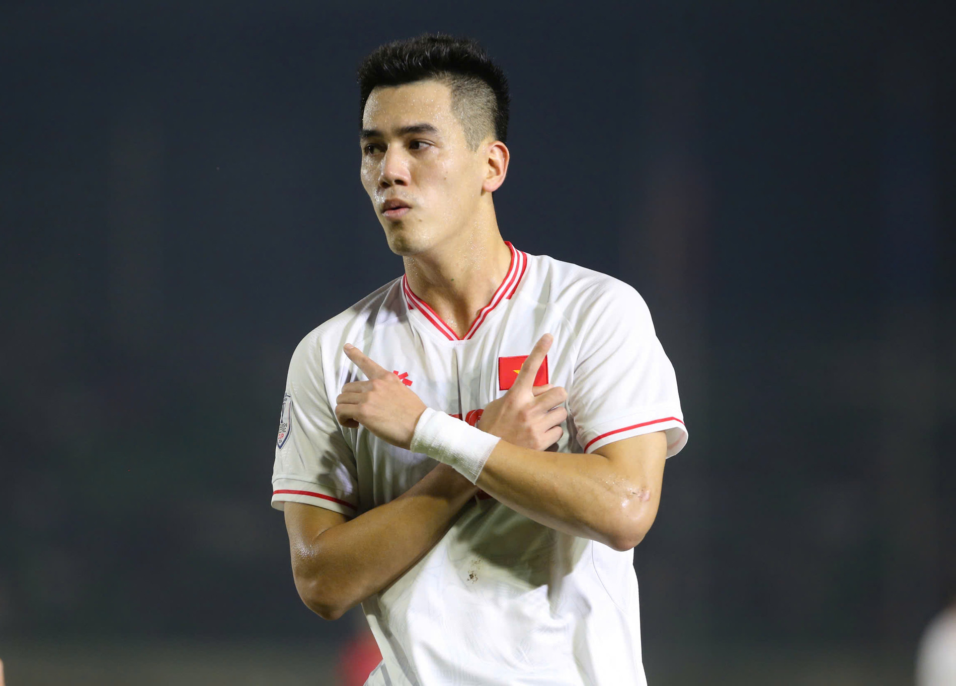 HLV Kim Sang Sik: &lsquo;Điều chỉnh của t&ocirc;i gi&uacute;p tuyển Việt Nam chiến thắng&rsquo; - Ảnh 1