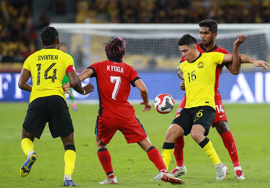 Th&aacute;i Lan v&agrave; Singapore gi&agrave;nh v&eacute; v&agrave;o b&aacute;n kết ở AFF Cup 2024 - Ảnh 1