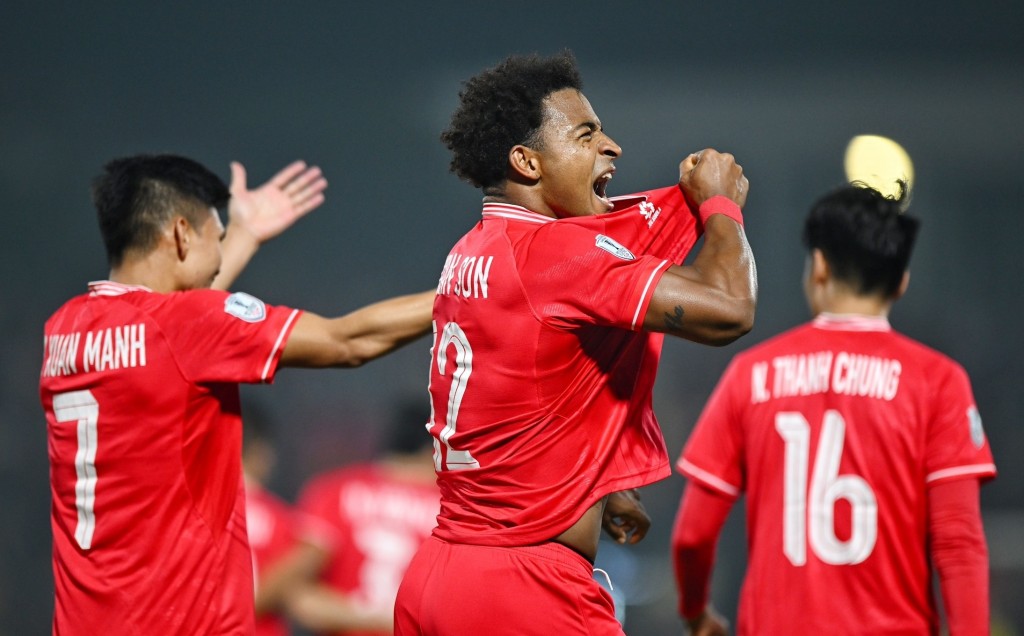 HLV Kim Sang Sik: &lsquo;Xu&acirc;n Son c&oacute; &yacute; ch&iacute; chiến thắng mạnh mẽ&rsquo; - Ảnh 1