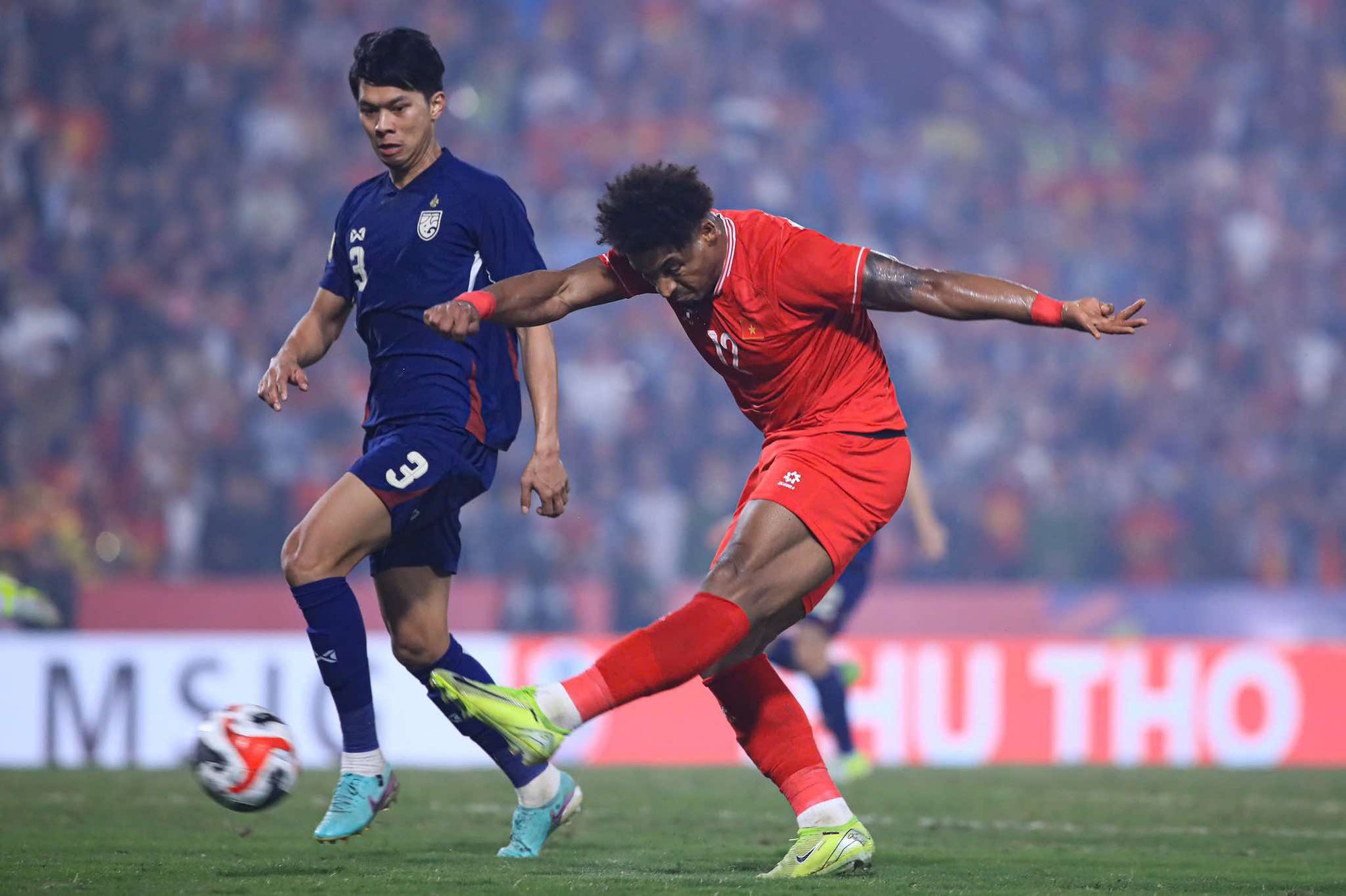 B&aacute;o Th&aacute;i Lan hẹn phục th&ugrave; đội tuyển Việt Nam ở lượt về - Ảnh 1