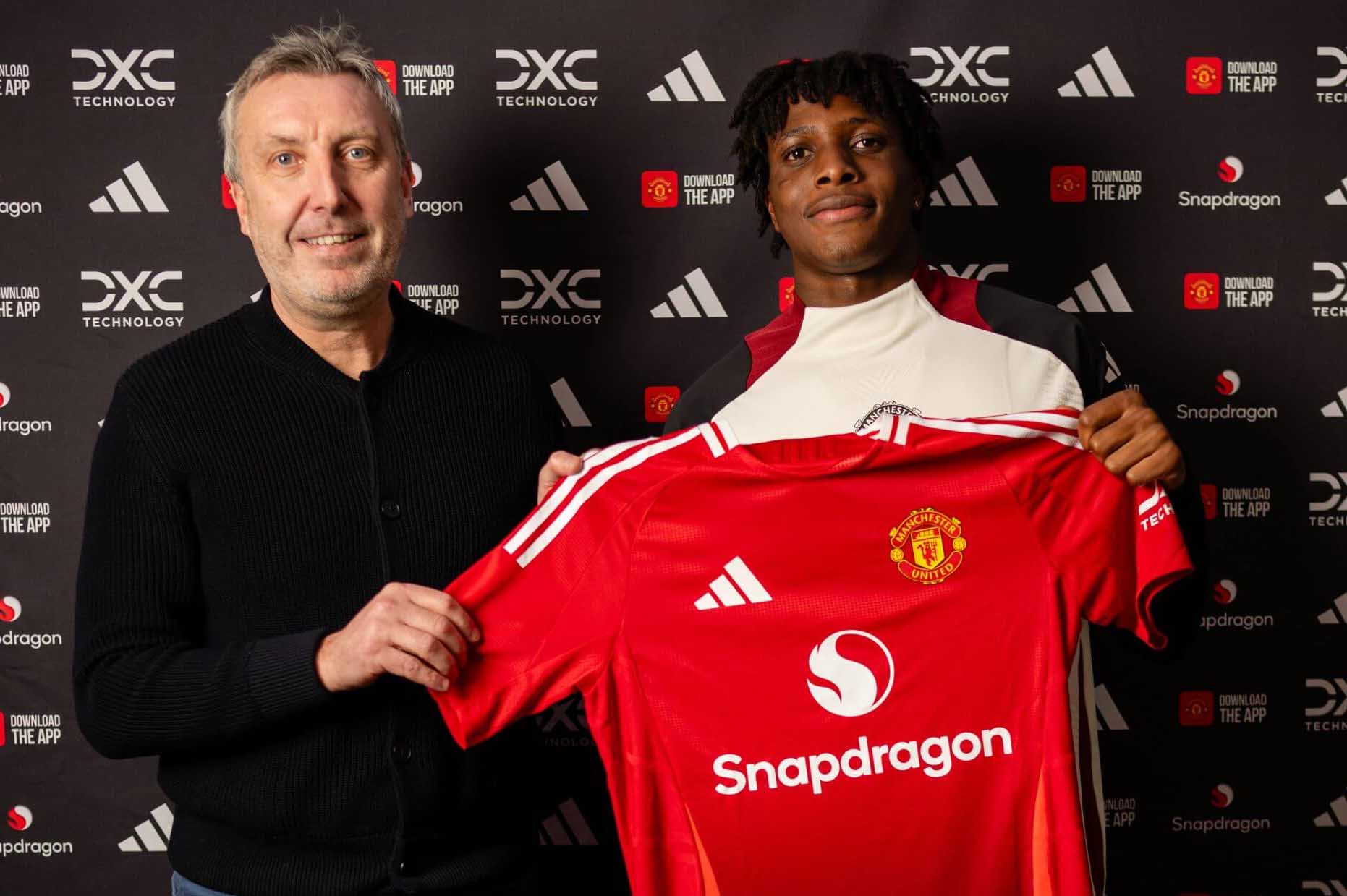 Top 10 bản hợp đồng đ&aacute;ng ch&uacute; &yacute; nhất &lsquo;chợ Đ&ocirc;ng&rsquo; 2025 - Ảnh 2