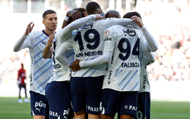 Kèo vàng bóng đá Bodrum vs Fenerbahce, 00h30 ngày 29/3: Khách hoan ca - Ảnh 1