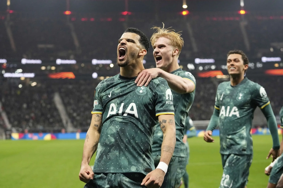 Tỷ lệ cược cho đội v&ocirc; địch c&uacute;p C2 ch&acirc;u &Acirc;u: MU chỉ xếp thứ 3 - Ảnh 1