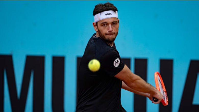 Taylor Fritz đi vào lịch sử quần vợt Mỹ trong ngày chạm mốc 300 trận thắng - Ảnh 1