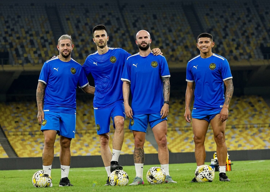 Malaysia c&ocirc;ng bố 5 cầu thủ nhập tịch trước trận gặp tuyển Việt Nam - Ảnh 1