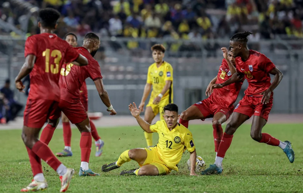 Malaysia thua đậm trước trận gặp đội tuyển Việt Nam - Ảnh 1