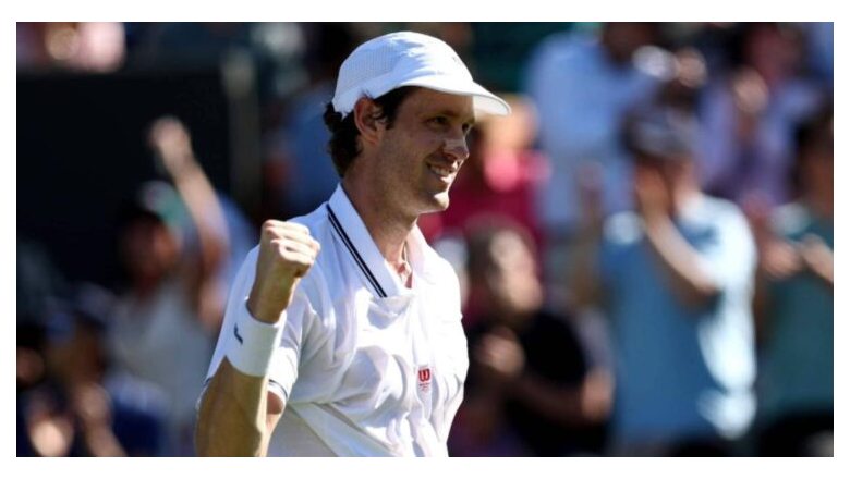 Tay vợt gốc Việt Learner Tien dừng bước ở vòng 2 Wimbledon 2025 - Ảnh 1