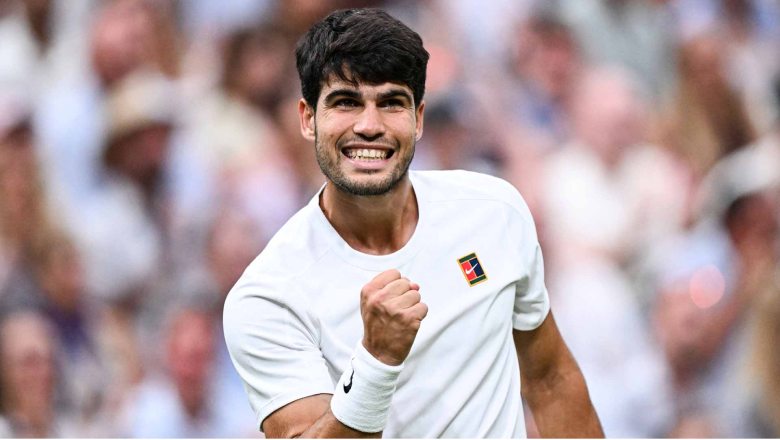 Alcaraz ngược dòng vất vả trước Rublev ở vòng 4 Wimbledon - Ảnh 2